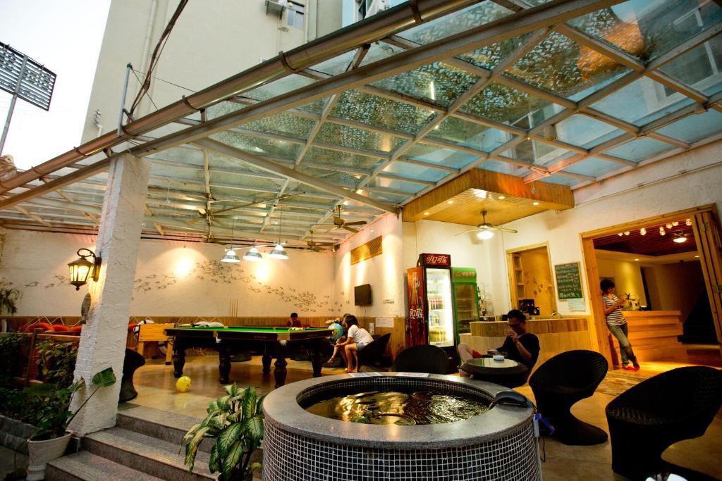 Sanya Bluesky International Youth Hostel Kültér fotó